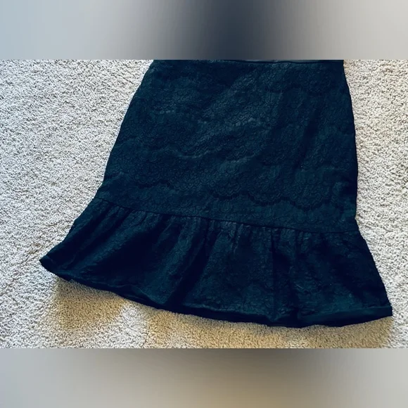 White House Black Market Strapless Little Black Dress - Picture 4 of 10